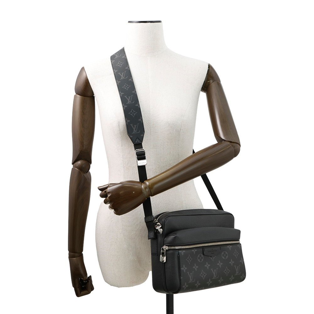 Louis Vuitton Taiga Monogram Eclipse Outdoor PM Shoulder Bag M30233, Black - Picture 4 of 10